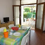 וילה Semi-detached In A Quiet Area